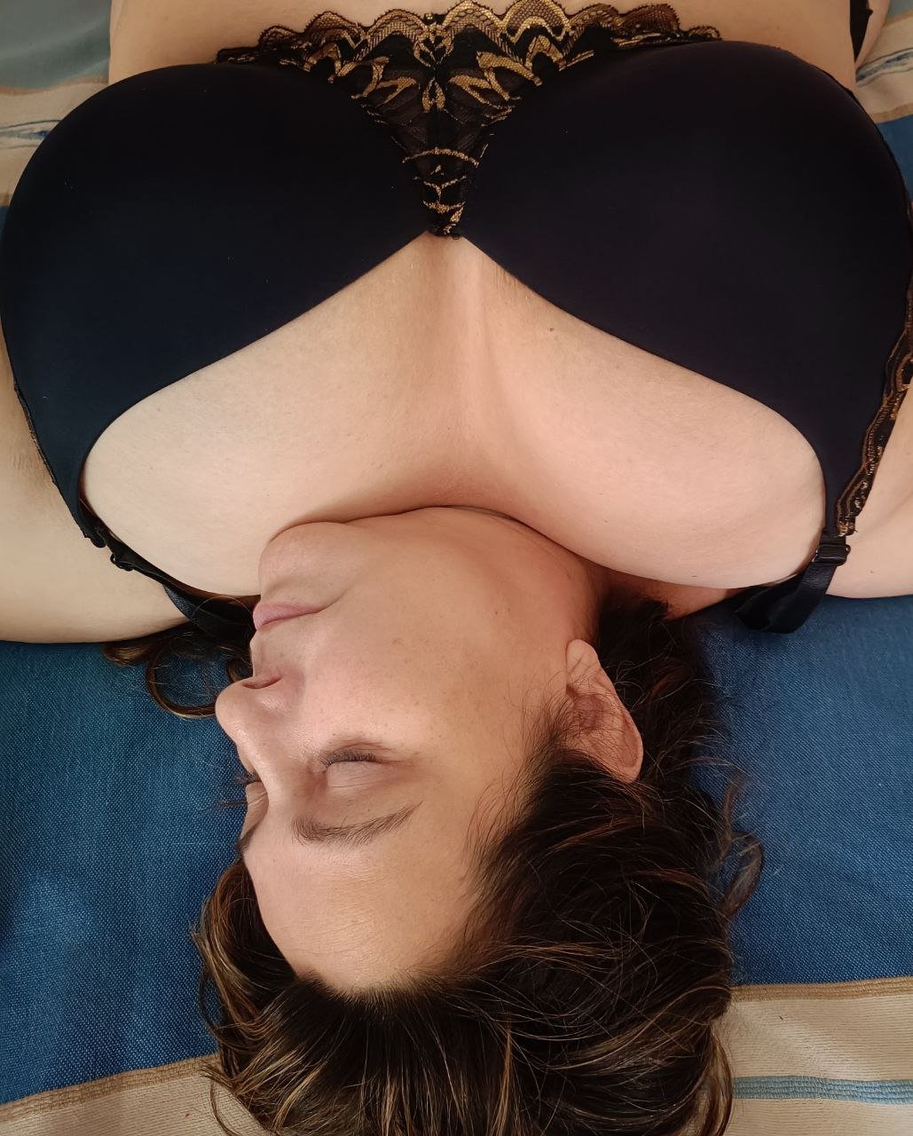 Gordibuena entregada por su esposo 🔥 #BNiX6vWT